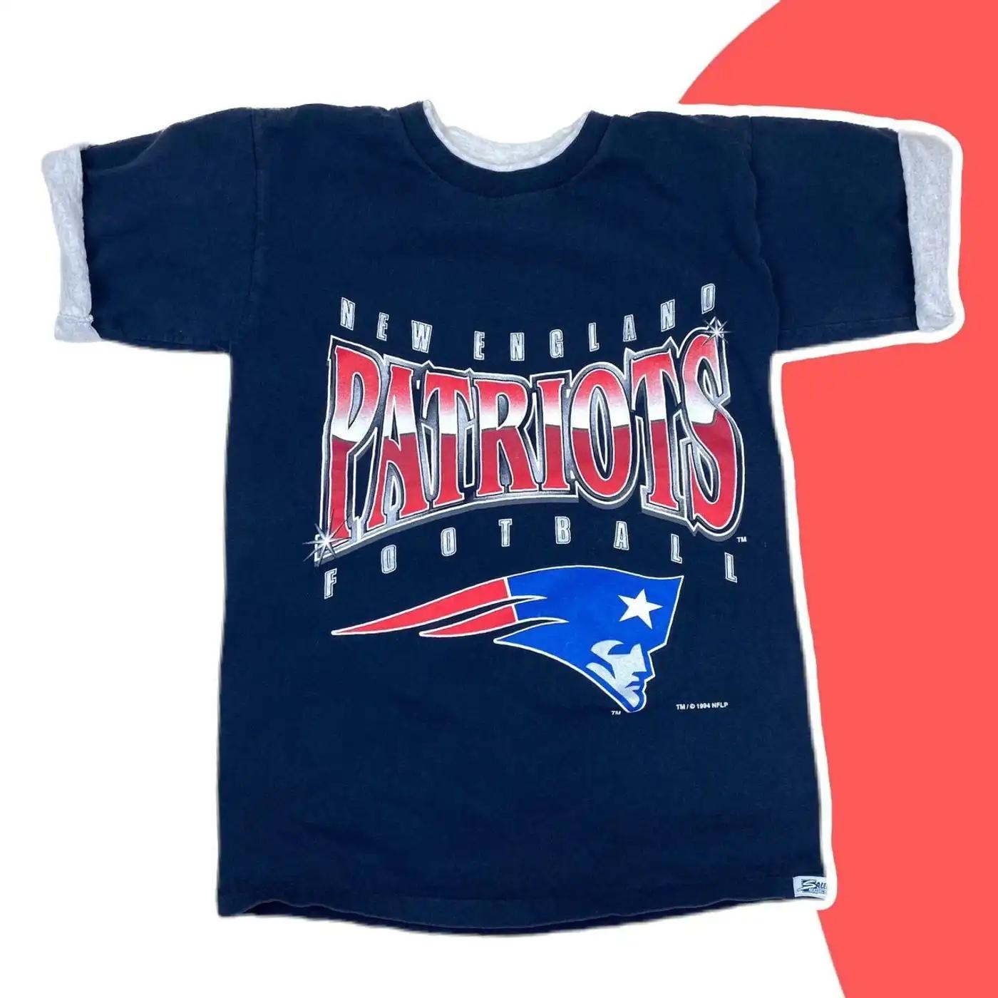 Vintage Style 90S Patriots Graphic T-Shirt, Hoodie, Sweatshirt Gift For Nfl Fans