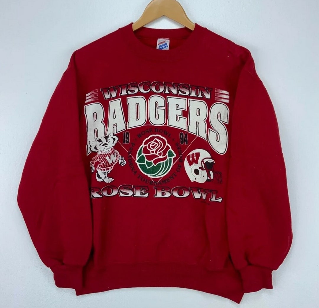 Vintage Style 90S Shirt - A Must-Have For Vintage Lovers