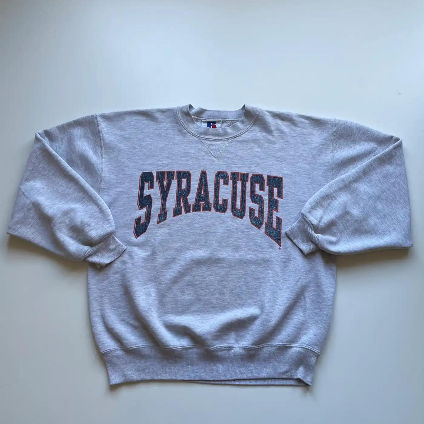 Vintage Style 90S Syracuse University Spell Out Graphic University American Sweatshirt Gifts For Ncaa