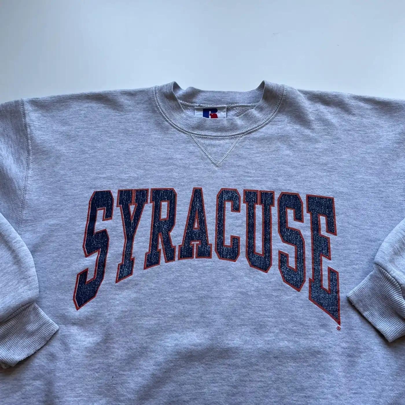 Vintage Style 90S Syracuse University Spell Out Graphic University American Sweatshirt Gifts For Ncaa - Image 2