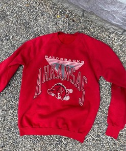 Vintage Style 90S University Of Arkansas Razorbacks Sweatshirt Comfortable And Stylish Razorbacks Shirt And Hoodie