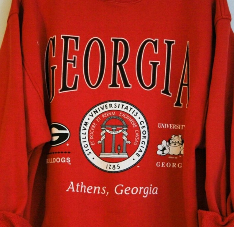 Vintage Style 90S University Of Georgia Bulldogs Sweatshirt, Georgia Bulldogs Crewneck Sweater - Image 2