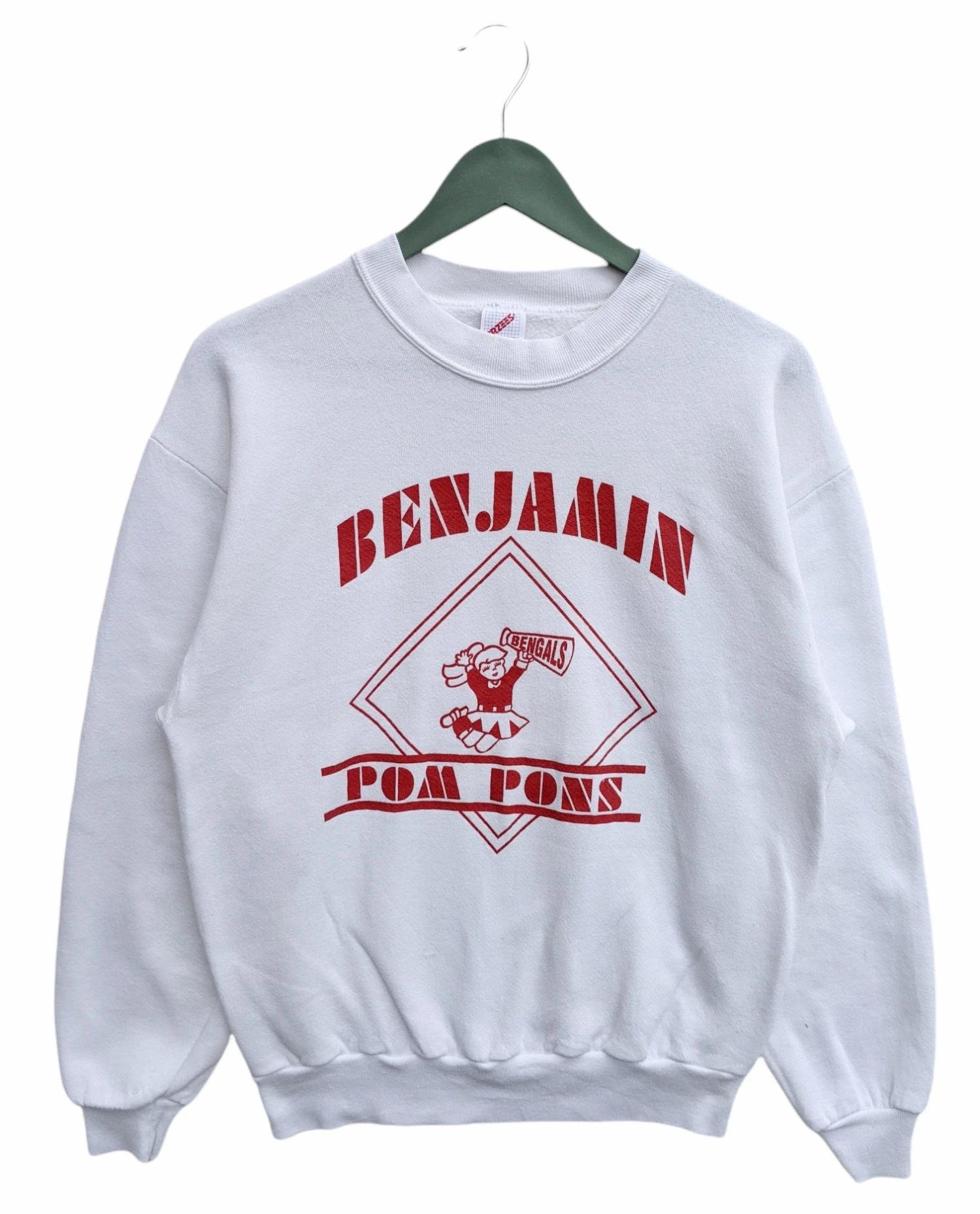 Vintage Style 90s Benjamin Pom Pons Sweatshirt T-shirt Ideal Gift for NFL Fans