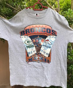 Vintage Style 90s Green Bay Packers Denver Broncos Sweatshirt T-shirt Ideal Gift for NFL Fans