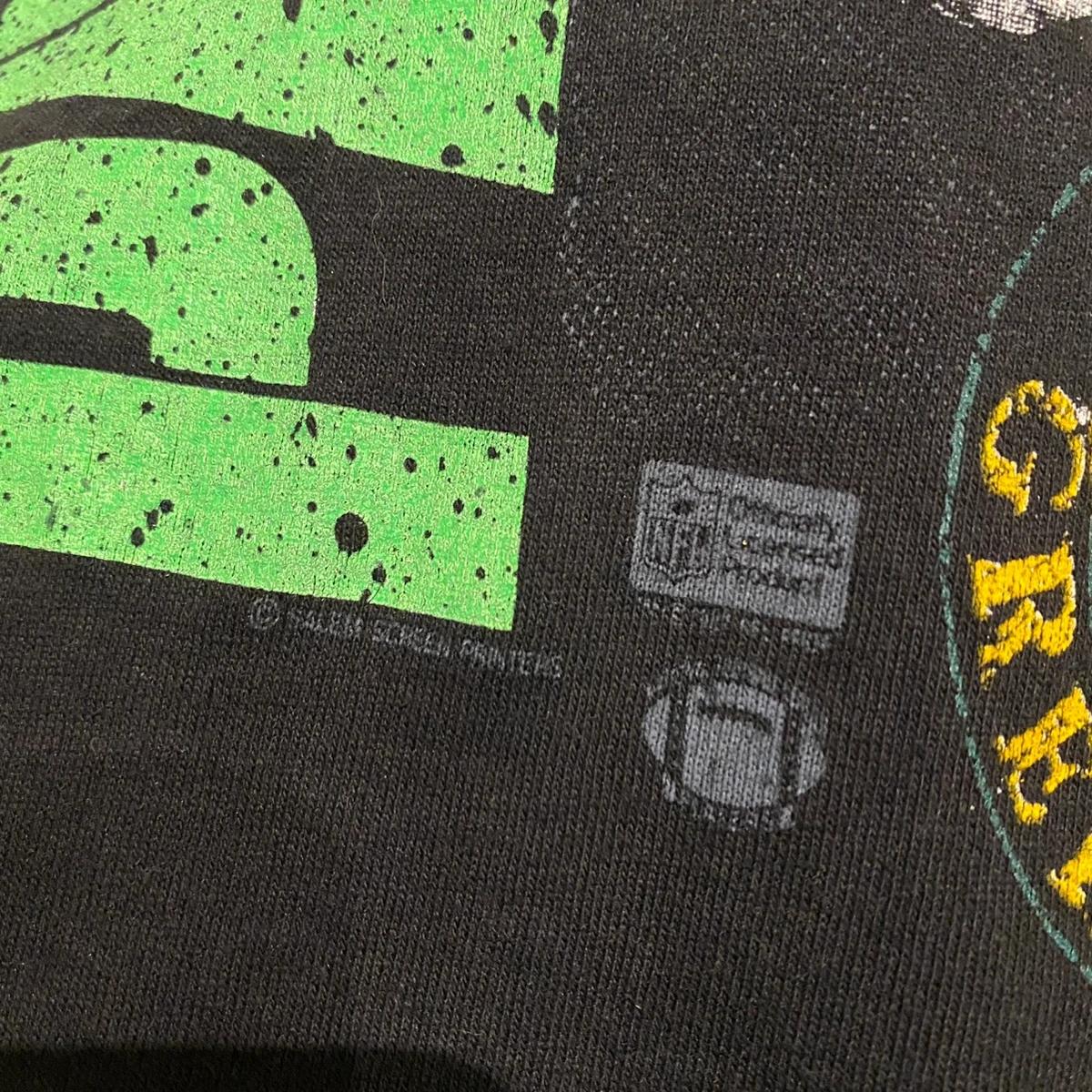 Vintage Style 90s NFL Green Bay Packers Sweatshirt T-shirt Ideal Gift for NFL Fans - Image 2