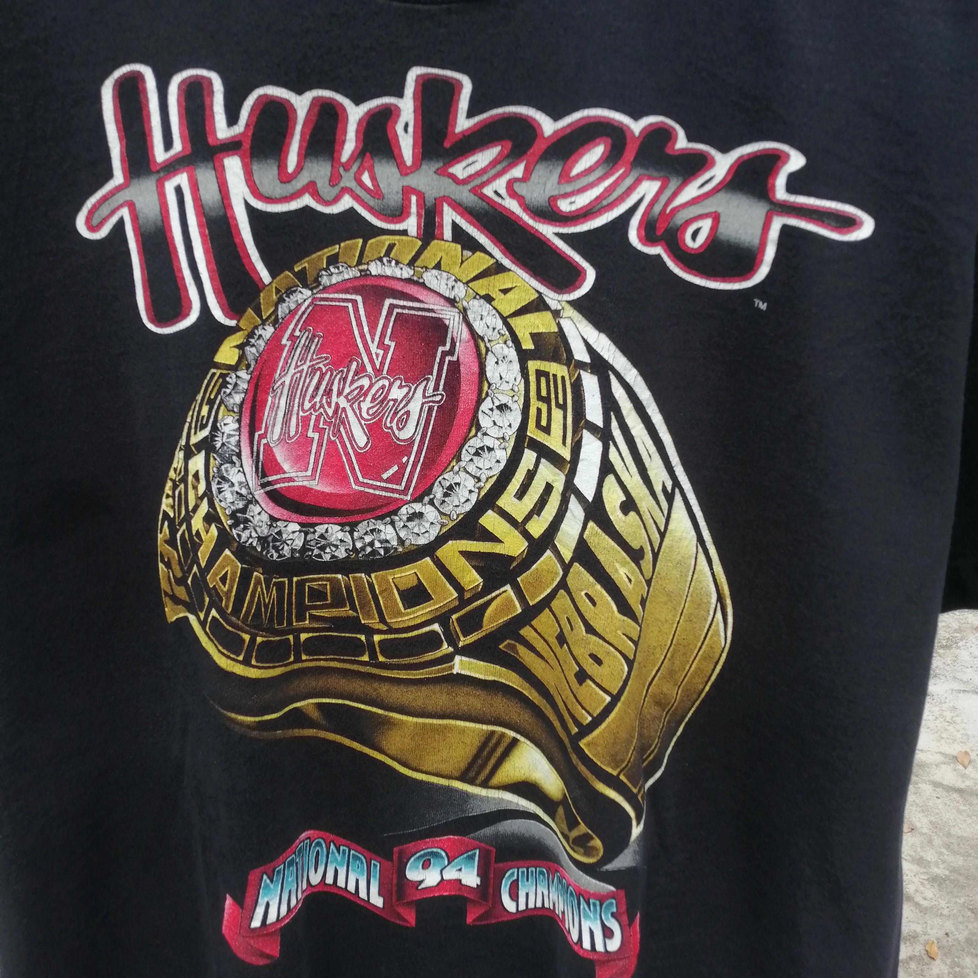 Vintage Style 90s NFL Nebraska Huskers Sweatshirt T-shirt Ideal Gift for NFL Fans - Image 2