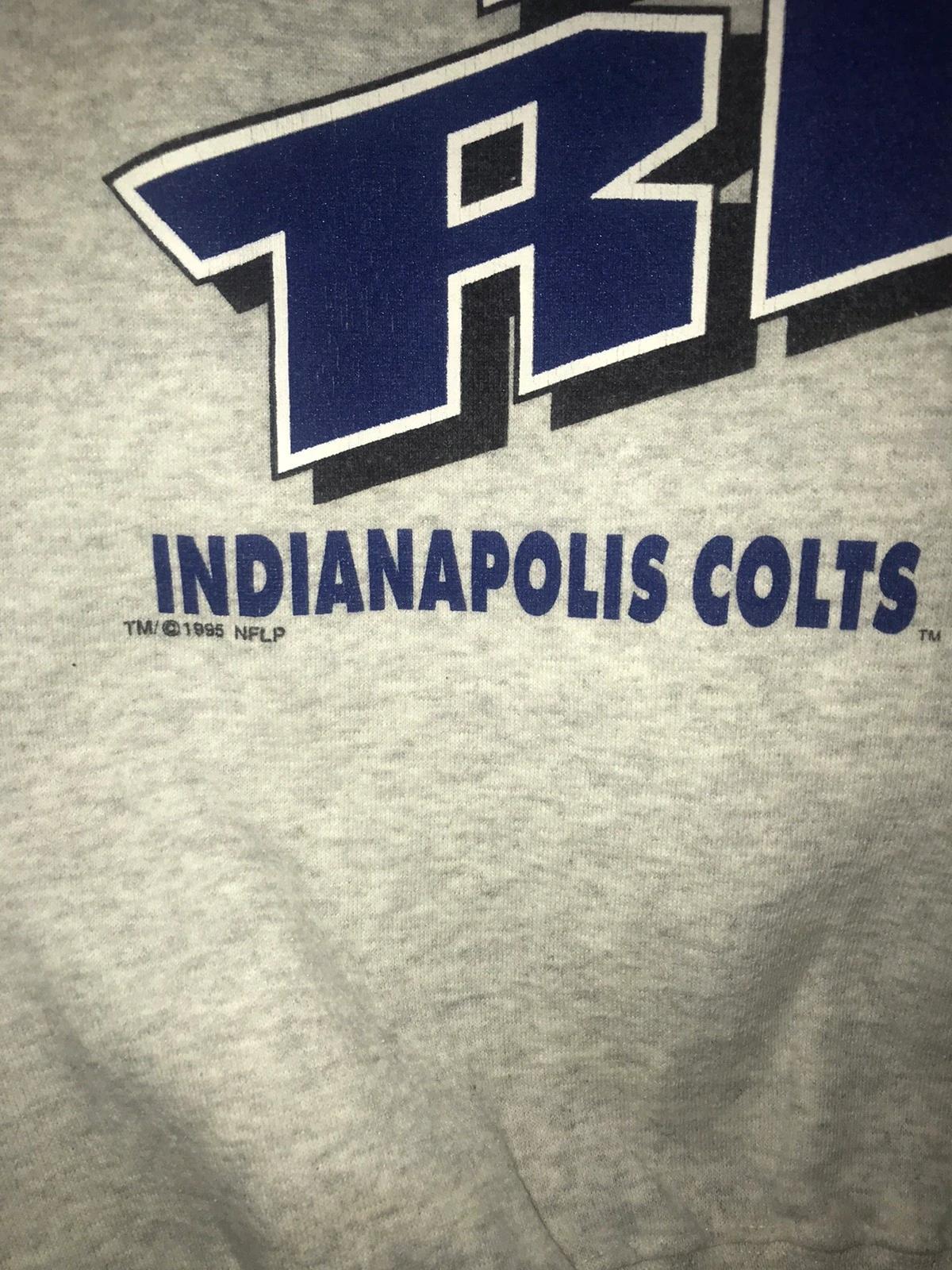 Vintage Style 95’ Indianapolis Colts Logo Athletic Sweatshirt T-shirt Ideal Gift for NFL Fans - Image 2