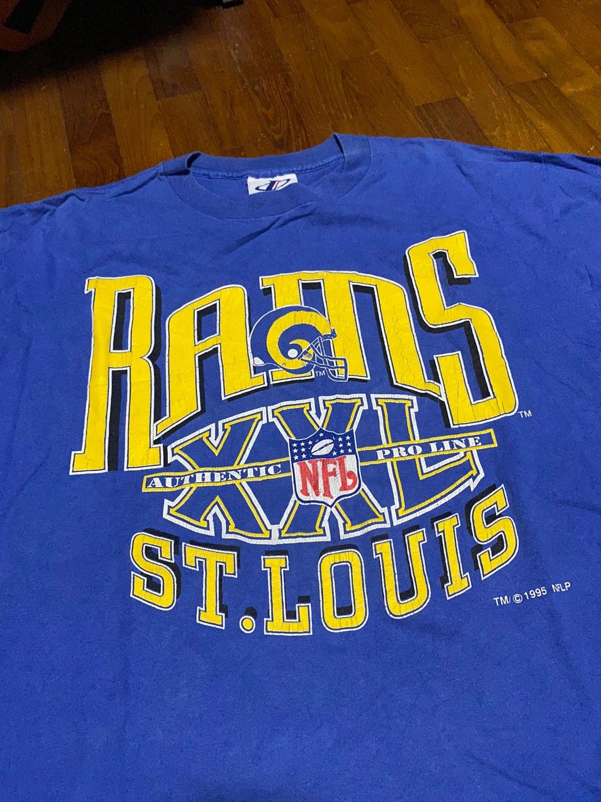 Vintage Style ‘95 St. Louis Rams NFL Sweatshirt T-shirt Ideal Gift for NFL Fans - Image 2