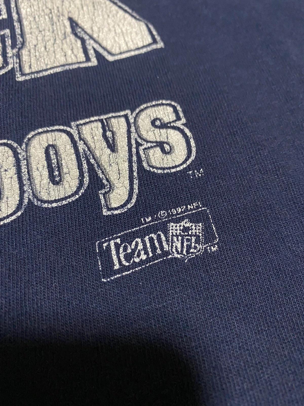 Vintage Style 97 Dallas Cowboys The Boys Are Back Sweatshirt T-shirt Ideal Gift for NFL Fans - Image 3