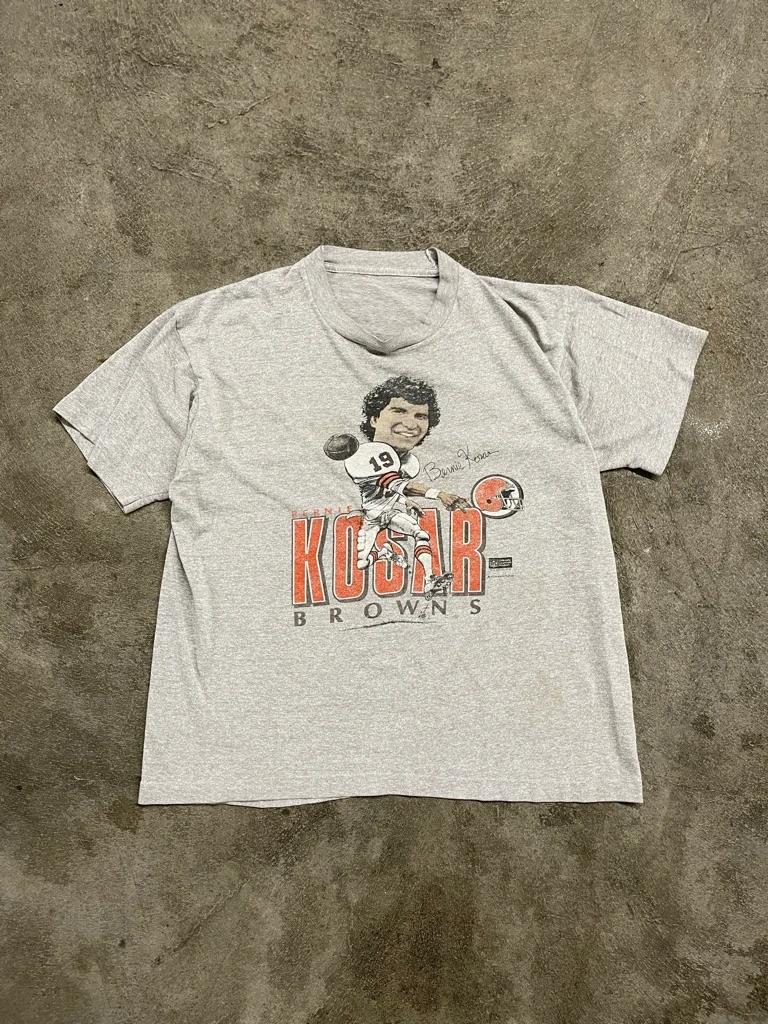 Vintage Style Cleveland Browns Bernie Kosar NFL Sweatshirt T-shirt Ideal Gift for NFL Fans