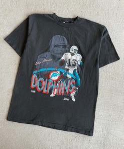 Vintage Style Dan Marino Graphic Sweatshirt T-shirt Ideal Gift for NFL Fans