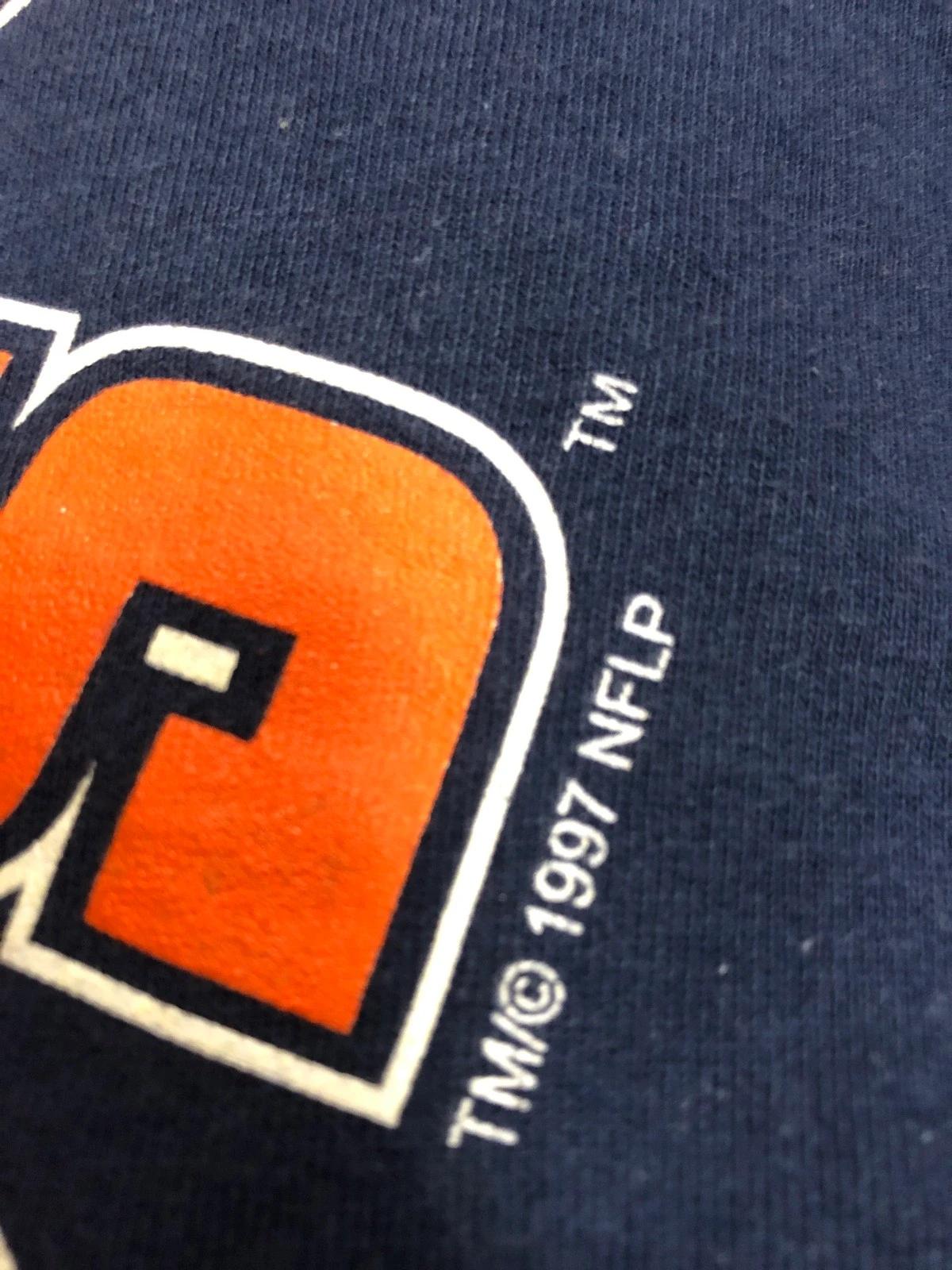 Vintage Style Danver Broncos 1997 Sweatshirt T-shirt Ideal Gift for NFL Fans - Image 2