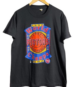 Vintage Style Detroit Pistons 1990 Nba World Champions University American Sweatshirt Gifts For Ncaa