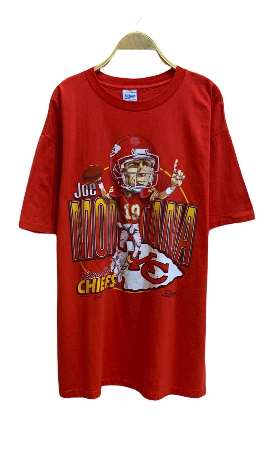 Vintage Style Joe Montana NFL Sweatshirt T-shirt Ideal Gift for NFL Fans