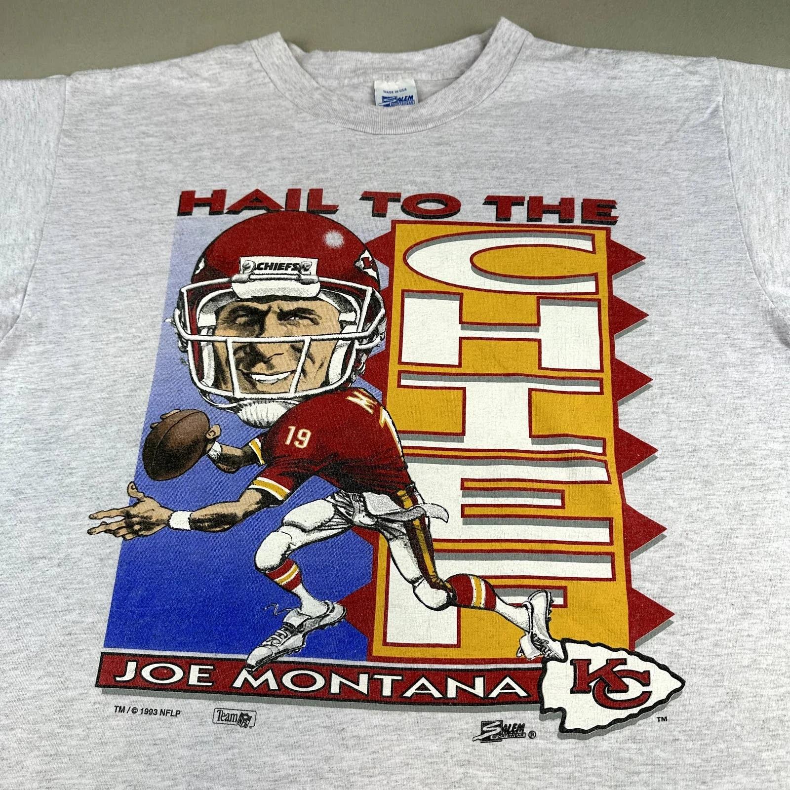 Vintage Style Joe Montana T-Shirt Gray Kansas City Chiefs Sweatshirt T-shirt Ideal Gift for NFL Fans - Image 2