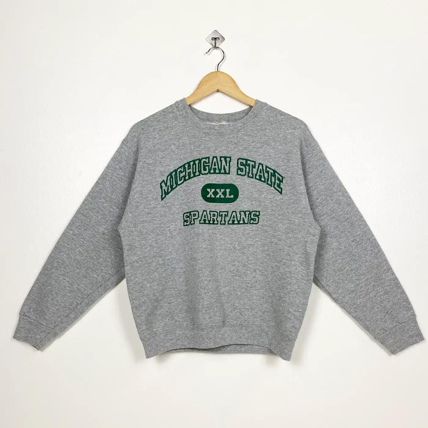 Vintage Style Michigan State University Spartans Sweatshirt Hoodie Football Game Day T-Shirt Lover