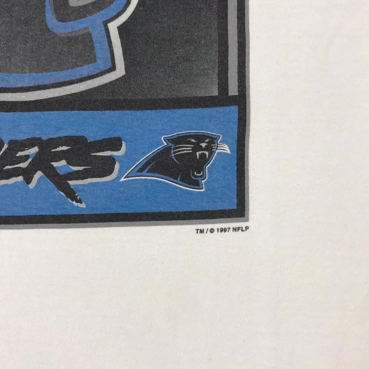 Vintage Style NFL 1997 Carolina Panthers Sweatshirt T-shirt Ideal Gift for NFL Fans