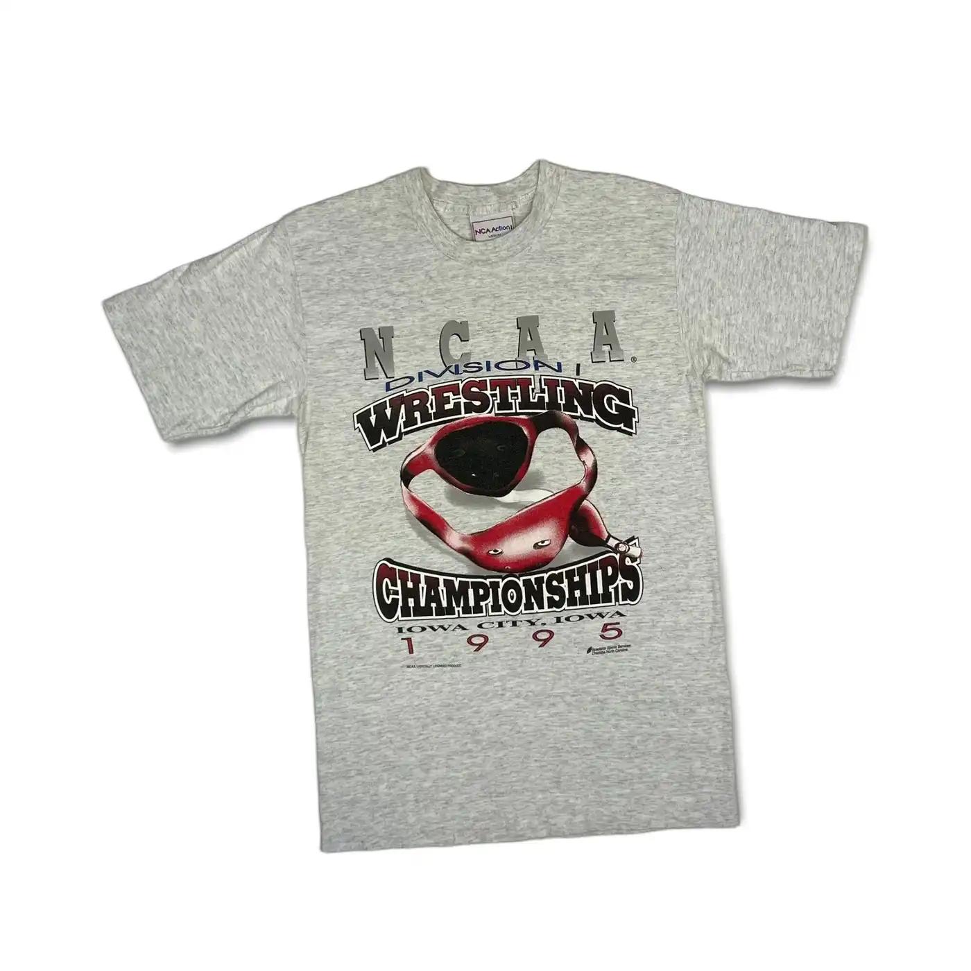 Vintage Style Ncaa Division 1 Wrestling Championships 1995 Iowa T-Shirt Sweatshirt Hoodie American Football Gifts Lover