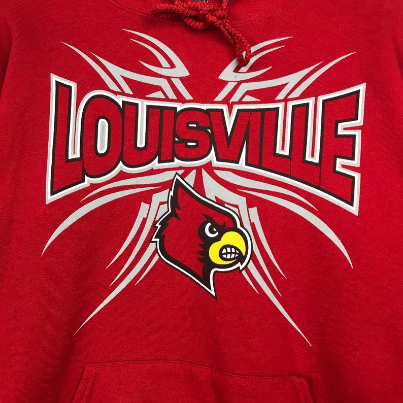 Vintage Style Ncaa Louisville Cardinals Pullover Hoodie, Ncaa Louisville Cardinals Sweater Pullover Hoodie - Image 2