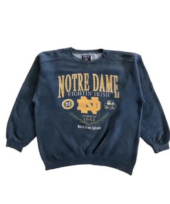 Vintage Style Notre Dame Indiana T-Shirt Sweatshirt Hoodie American Football Gifts Lover