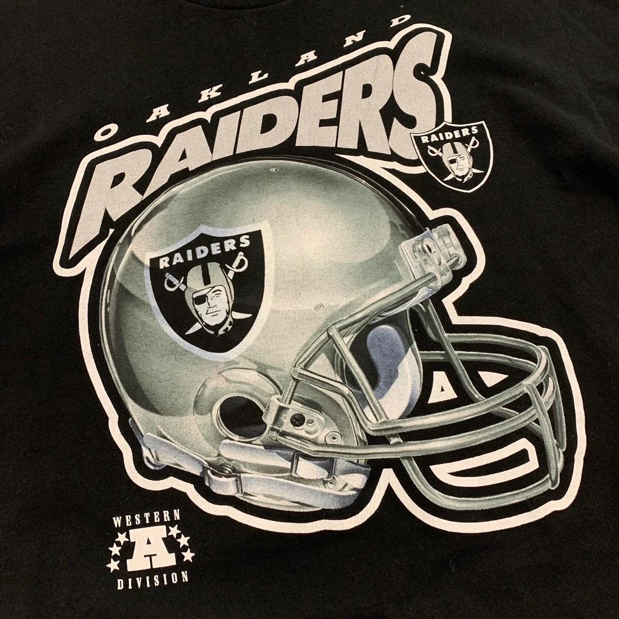 Vintage Style Oakland Raiders NFL Sweatshirt T-shirt Ideal Gift for NFL Fans - Image 2