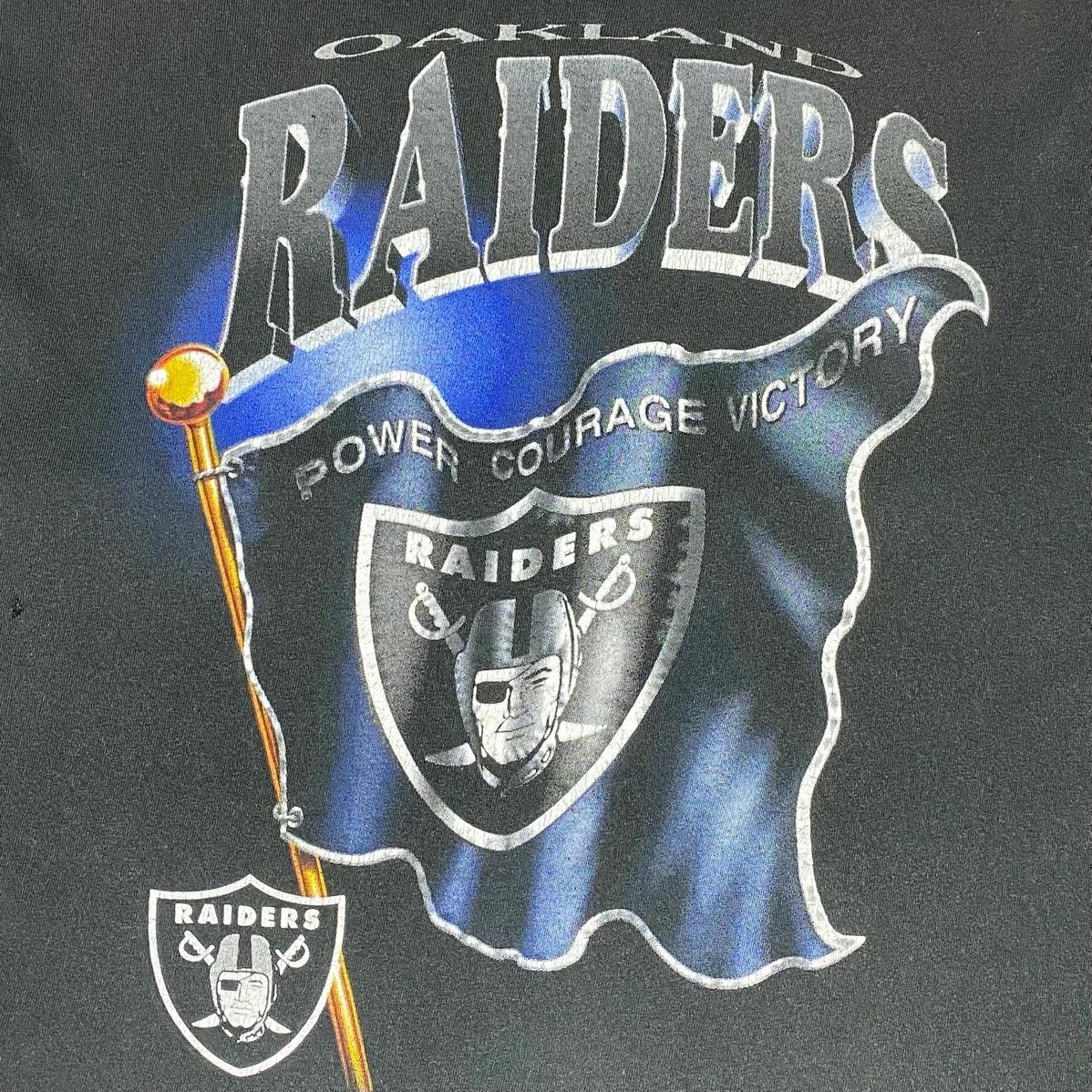 Vintage Style Oakland Raiders Sweatshirt T-shirt Ideal Gift for NFL Fans - Image 2