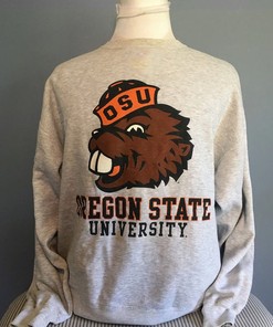 Vintage Style Oregon State University Beavers 1990S Ncaa College Cewneck Sweatshirt Gift For Her/Him