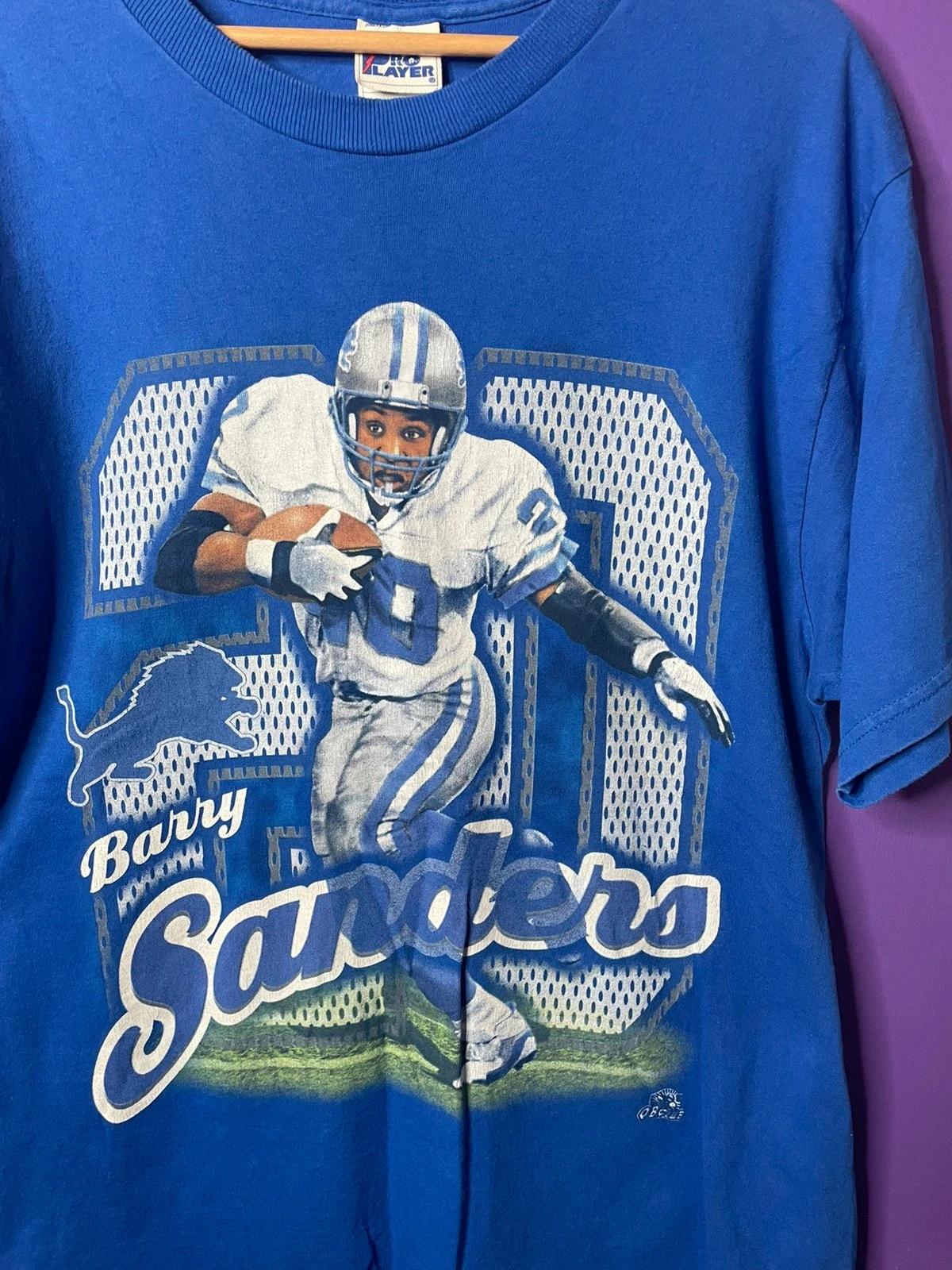 Vintage Style Pro Player Detroit Lions Barry Sanders Sweatshirt T-shirt, NFL Football Teams Gifts For Fans - Image 2