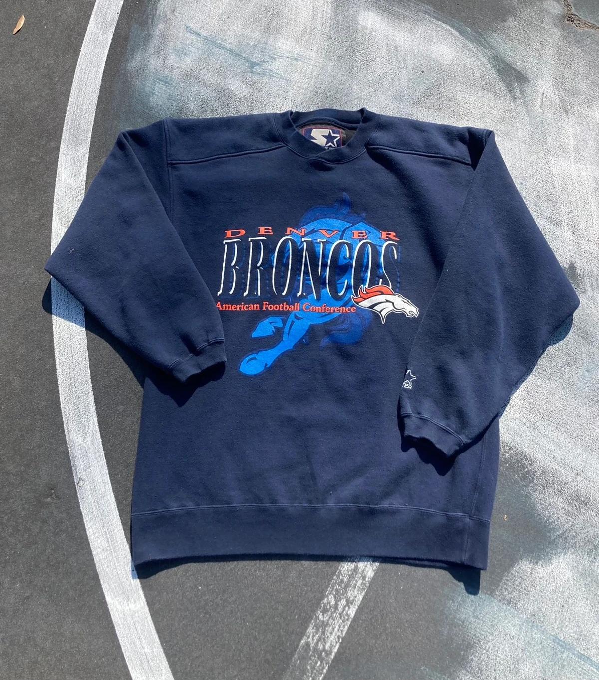 Vintage Style Starter Denver Broncos Thick Sweatshirt T-shirt Ideal Gift for NFL Fans