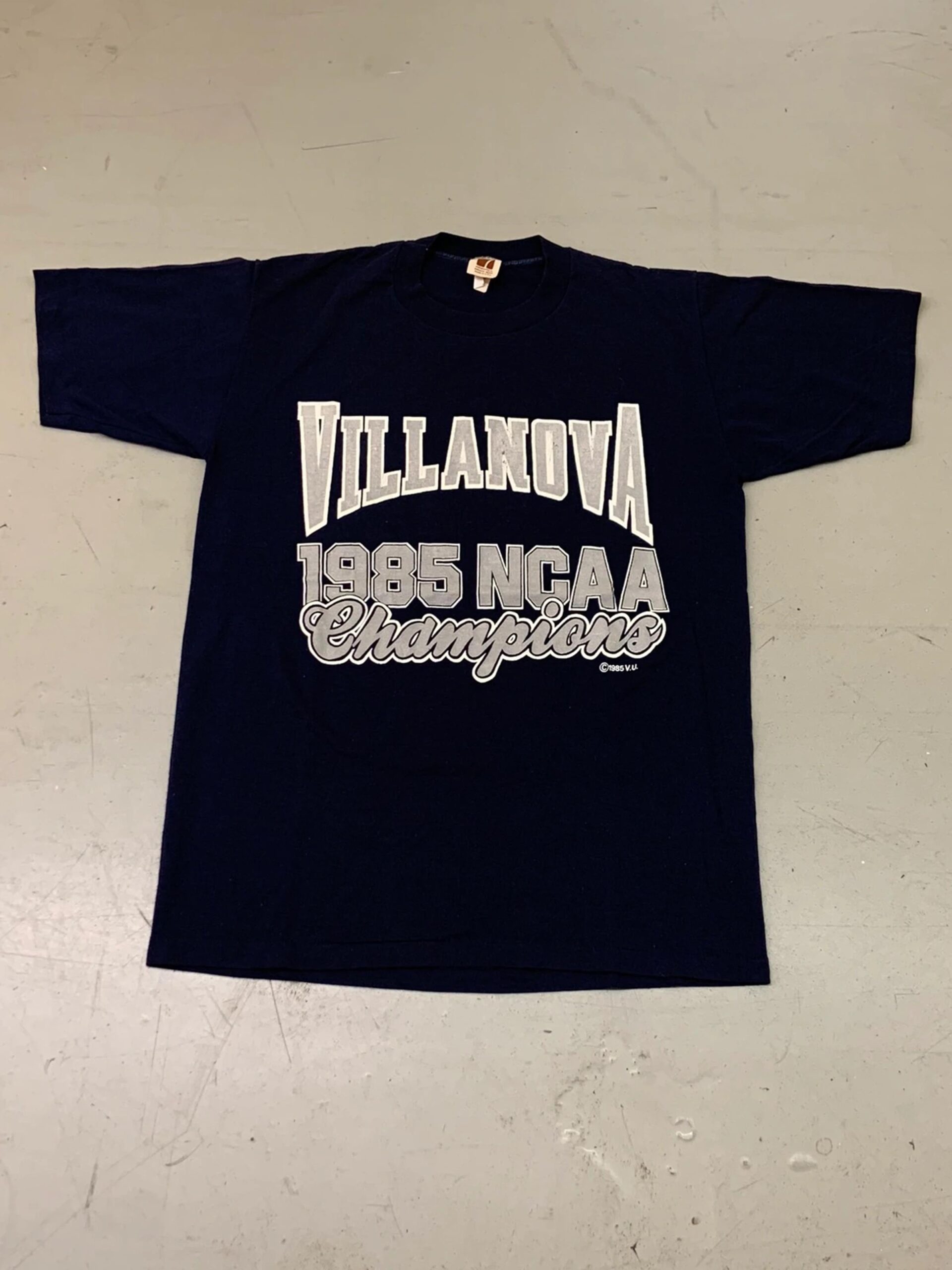 Vintage Style Style 1985 Villanova Ncaa Champions Hoodie Sweatshirt Crewneck Sweatshirt Gifts Sports Lover