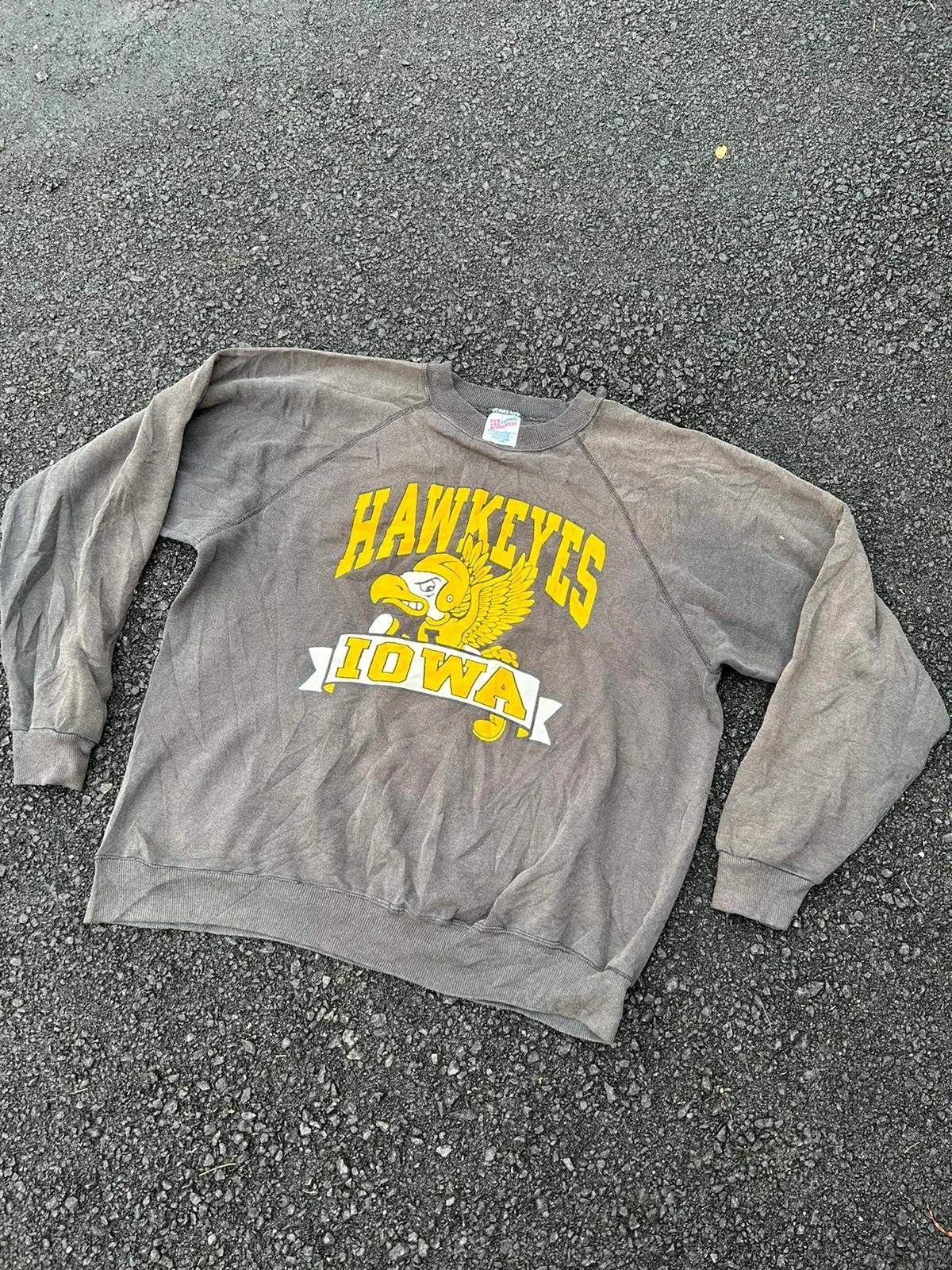 Vintage Style Sun Faded Hawk Eyes Sweatshirt T-shirt Ideal Gift for NFL Fans
