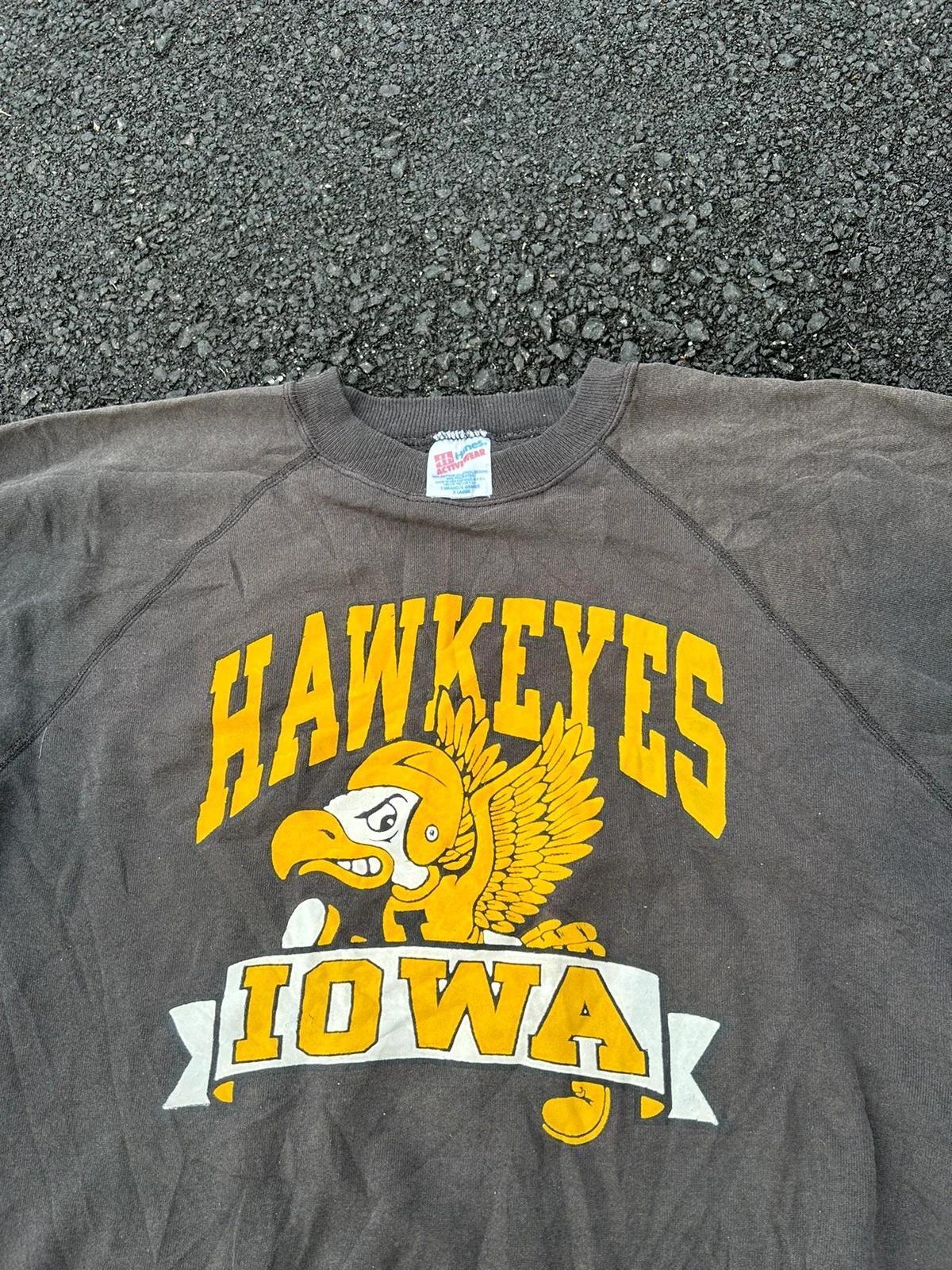 Vintage Style Sun Faded Hawk Eyes Sweatshirt T-shirt Ideal Gift for NFL Fans - Image 2