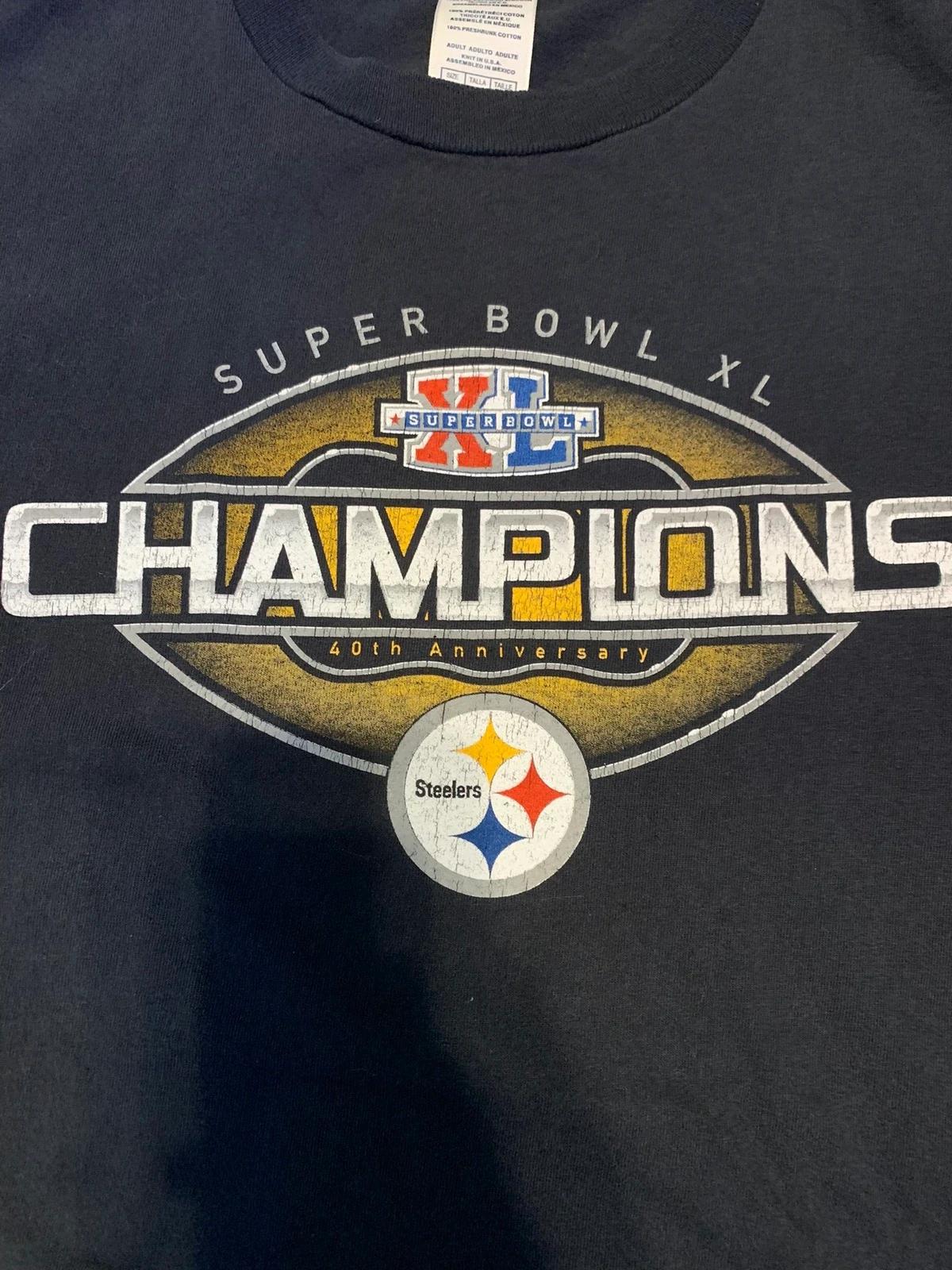 Vintage Style Super Bowl Champions Sweatshirt T-shirt Ideal Gift for NFL Fans - Image 2