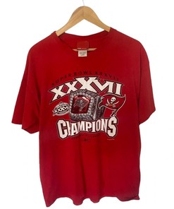 Vintage Style Tampa Bay Buccaneers Super Bowl Sweatshirt T-shirt Ideal Gift for NFL Fans