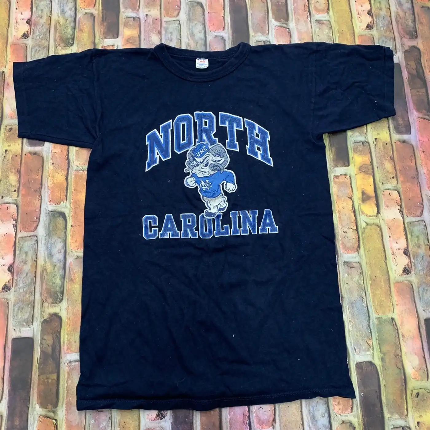 Vintage Style Unc Tar Heels T-Shirt Sweatshirt American Football Sweatshirt Sports Gifts