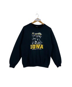 Vintage Style University Of Iowa Hawkeye Football Sweatshirt Hoodie Football Game Day T-Shirt Lover