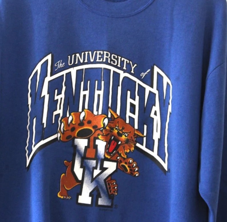 Vintage Style University Of Kentucky Wildcats Sweatshirt Stylish And Comfortable Wildcats Shirt And Hoodie - Image 2