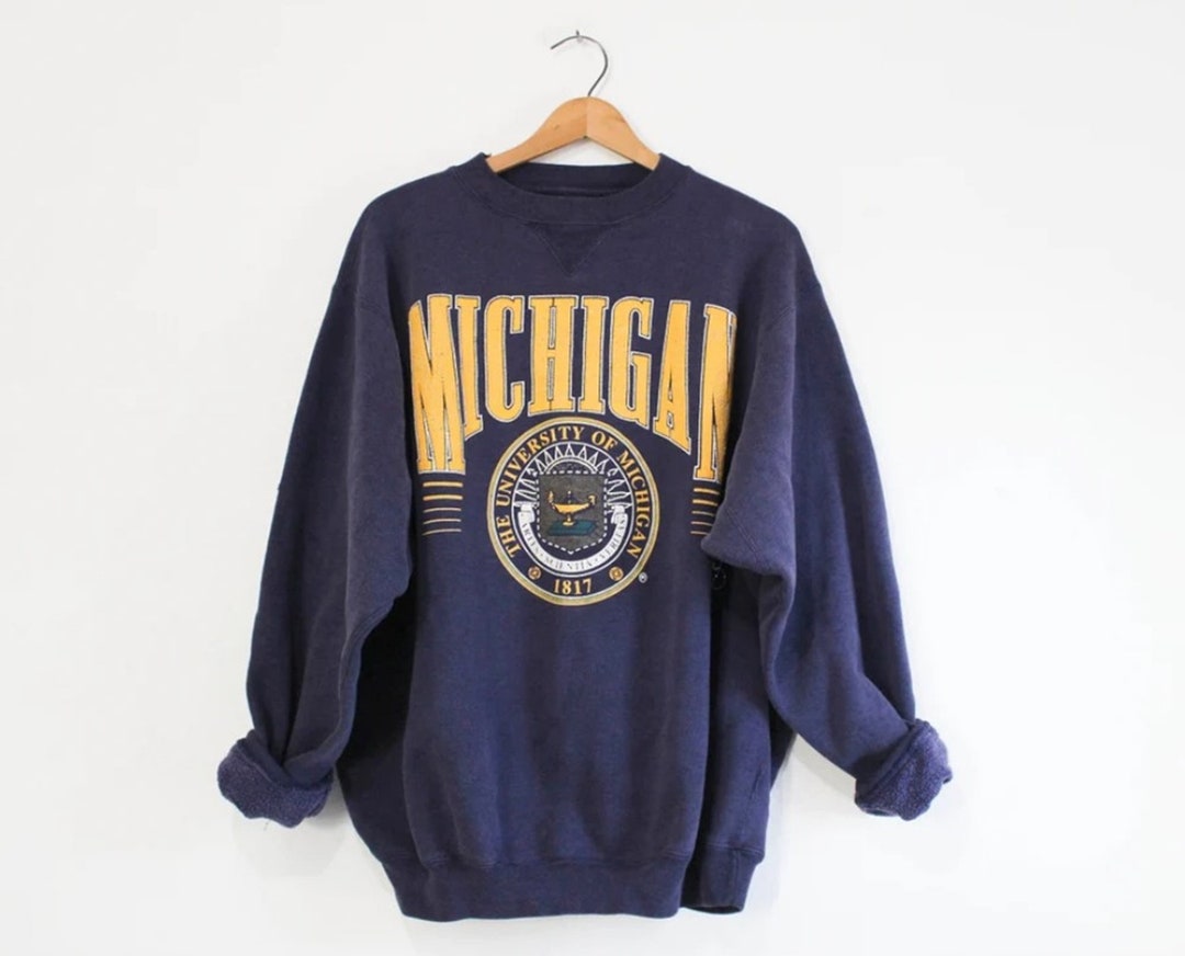 Vintage Style University Of Michigan Wolverines Sweatshirt Gift For Her/Him