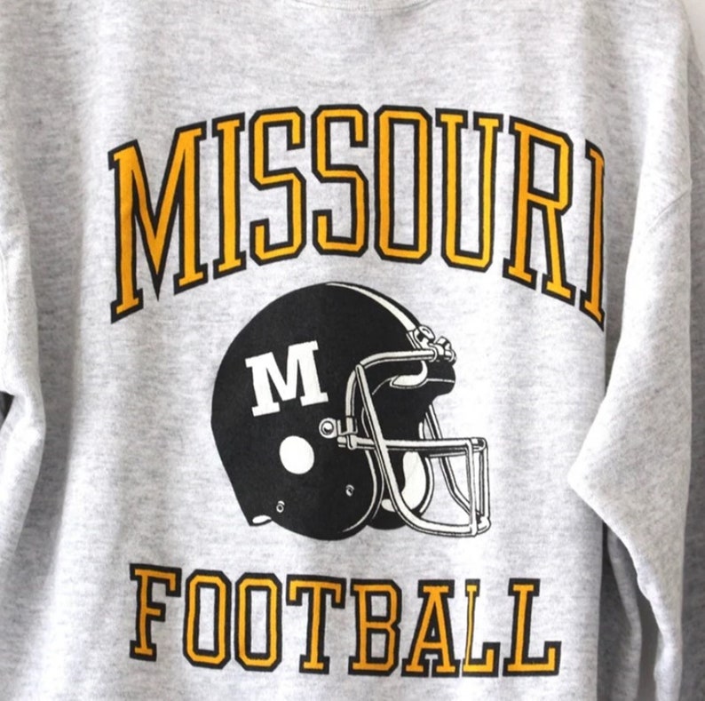 Vintage Style University Of Missouri Tigers Sweatshirt - Perfect For Fans Of Mizzou Tigers - Image 2