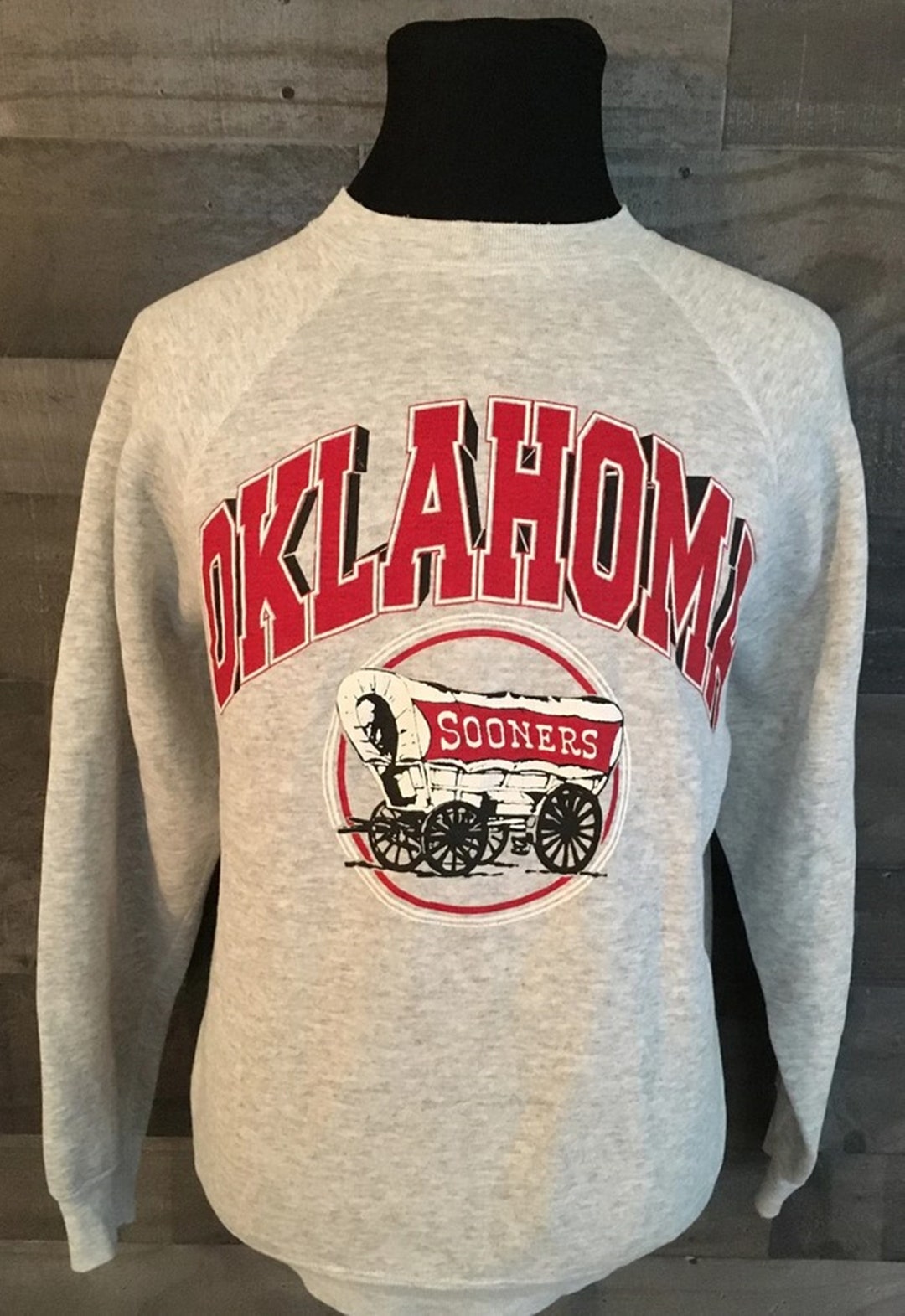 Vintage Style University Of Oklahoma Sooners Sweatshirt Oklahoma Sooners Shirt Gift For Her/Him