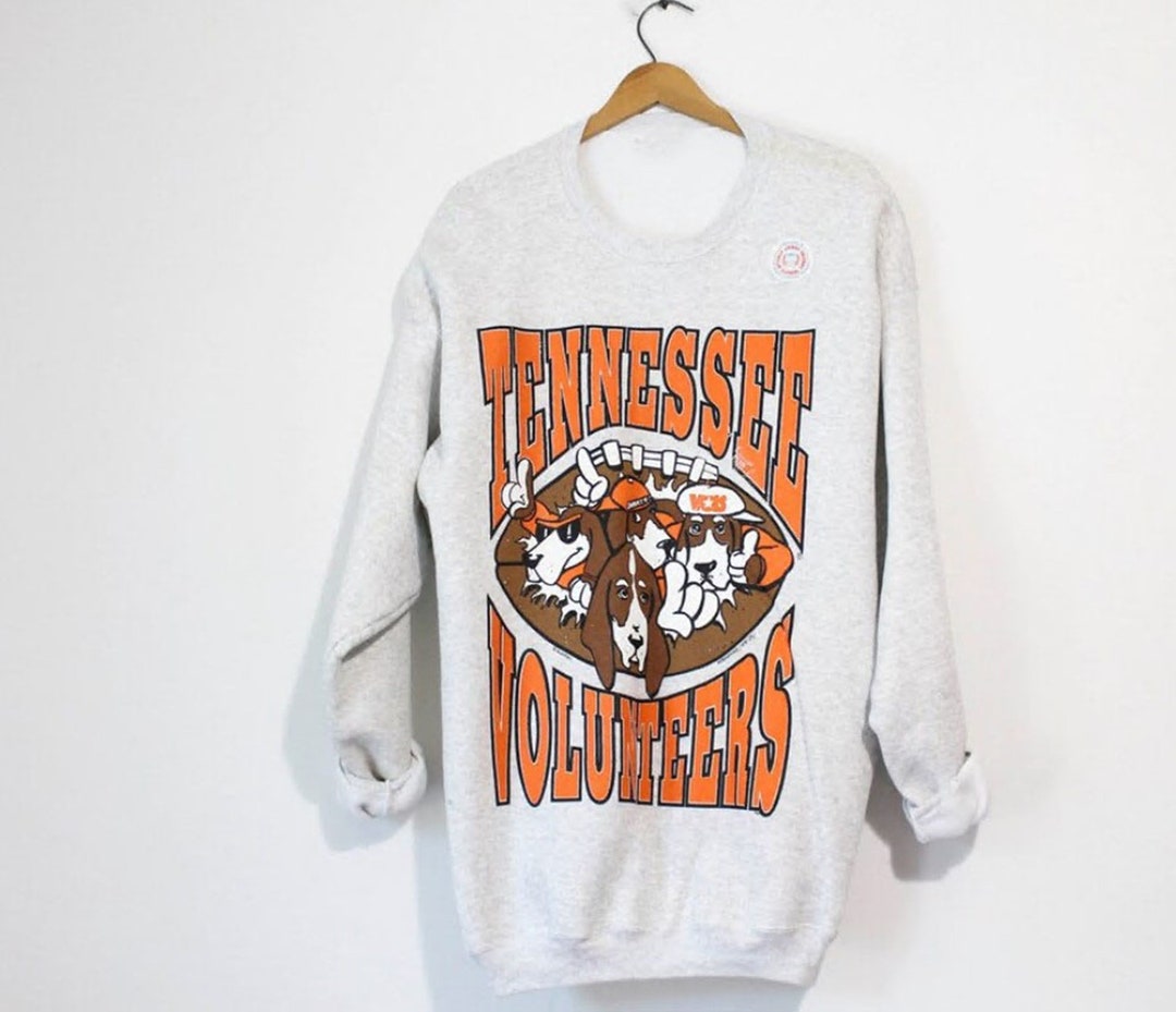 Vintage Style University Of Tennessee Ut Volunteers Sweatshirt, Vintage Style 90S Shirt, Tennessee Volunteers Sweater