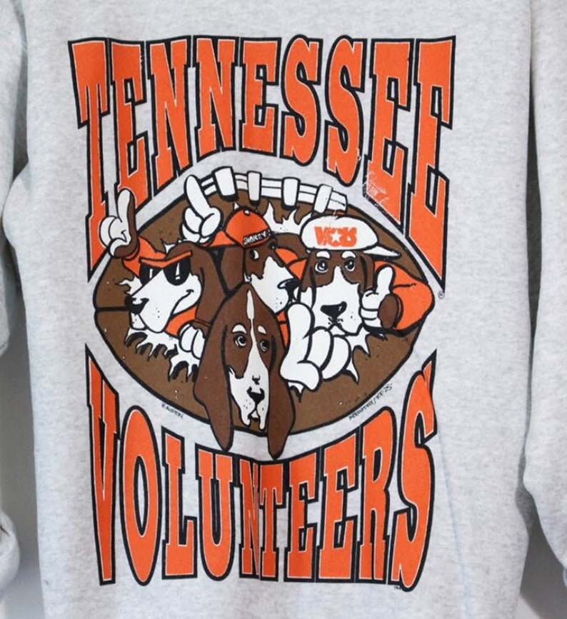 Vintage Style University Of Tennessee Ut Volunteers Sweatshirt, Vintage Style 90S Shirt, Tennessee Volunteers Sweater - Image 2
