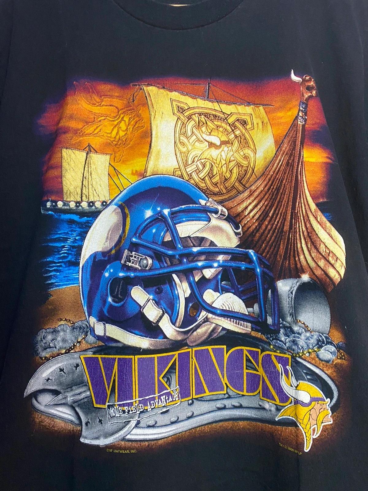 Vintage Style Vikings NFL Sweatshirt T-shirt Ideal Gift for NFL Fans - Image 2