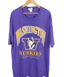 Vintage Style Washington Huskies Athletic Usa Football Team T-Shirt Sweatshirt American Football Sweatshirt Sports Gifts