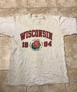Vintage Style Wisconsin Badgers Crewneck Sweatshirt, Perfect NCAA Fan Gift for Football Enthusiasts