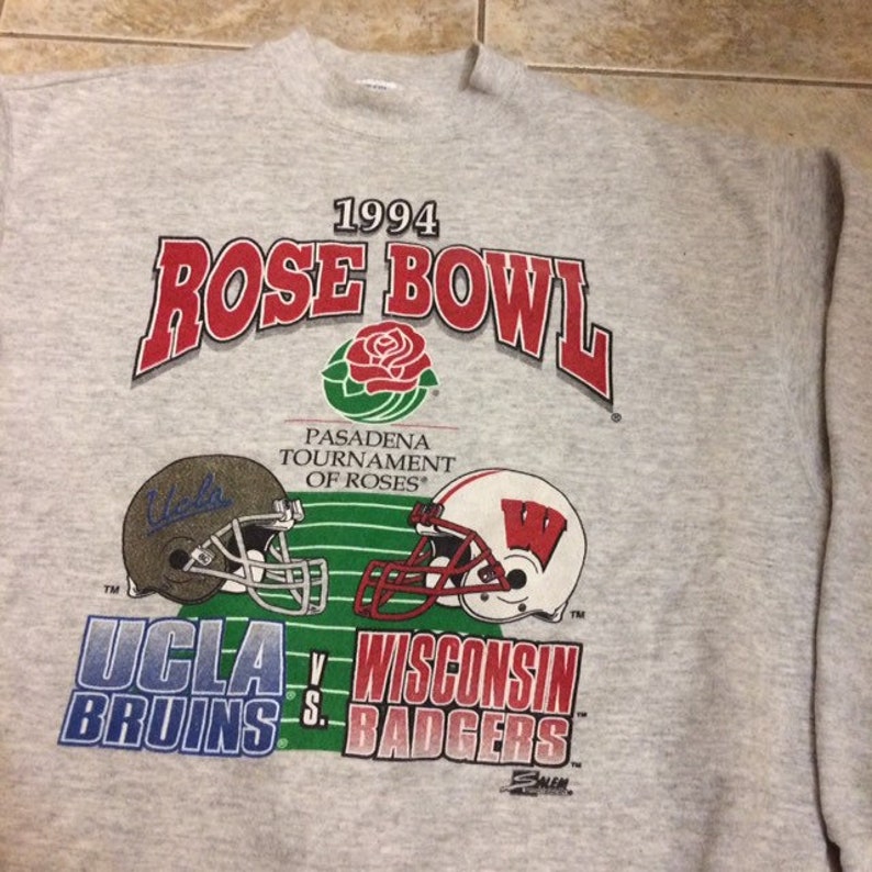 Vintage Style Wisconsin Badgers vs UCLA Bruins 1994 Rose Bowl Crewneck Sweatshirt, Hoodie NCAA Football - Image 2