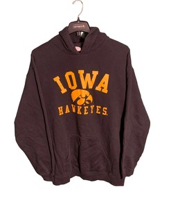 Vintage University Of Iowa Hawkeyes T-Shirt Hoodie Perfect Gift For Fans Of Ncaa Sports