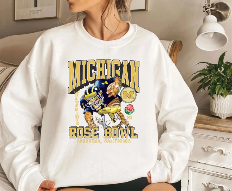 Vintage University Of Michigan Wolverines Rose Bowl Sweatshirt With Michigan Wolverines Hoodie Shirt - Image 2
