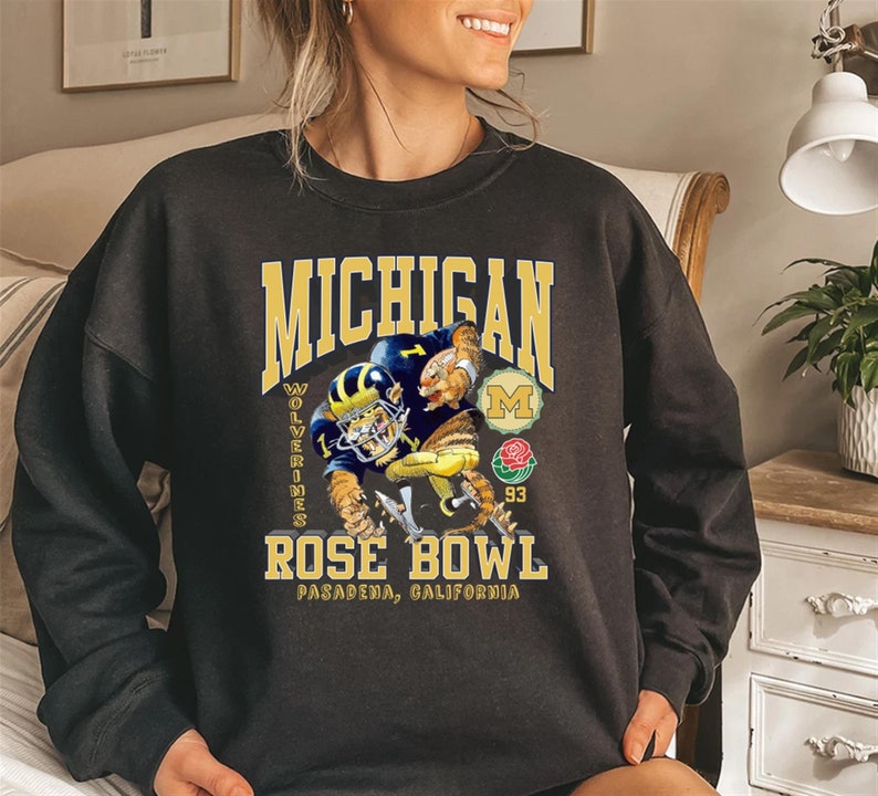 Vintage University Of Michigan Wolverines Rose Bowl Sweatshirt With Michigan Wolverines Hoodie Shirt - Image 3
