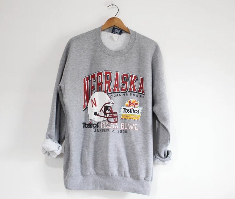Vintage University Of Nebraska Cornhuskers Huskers Fiesta Bowl Football Sweatshirt, 90S T-Shirt